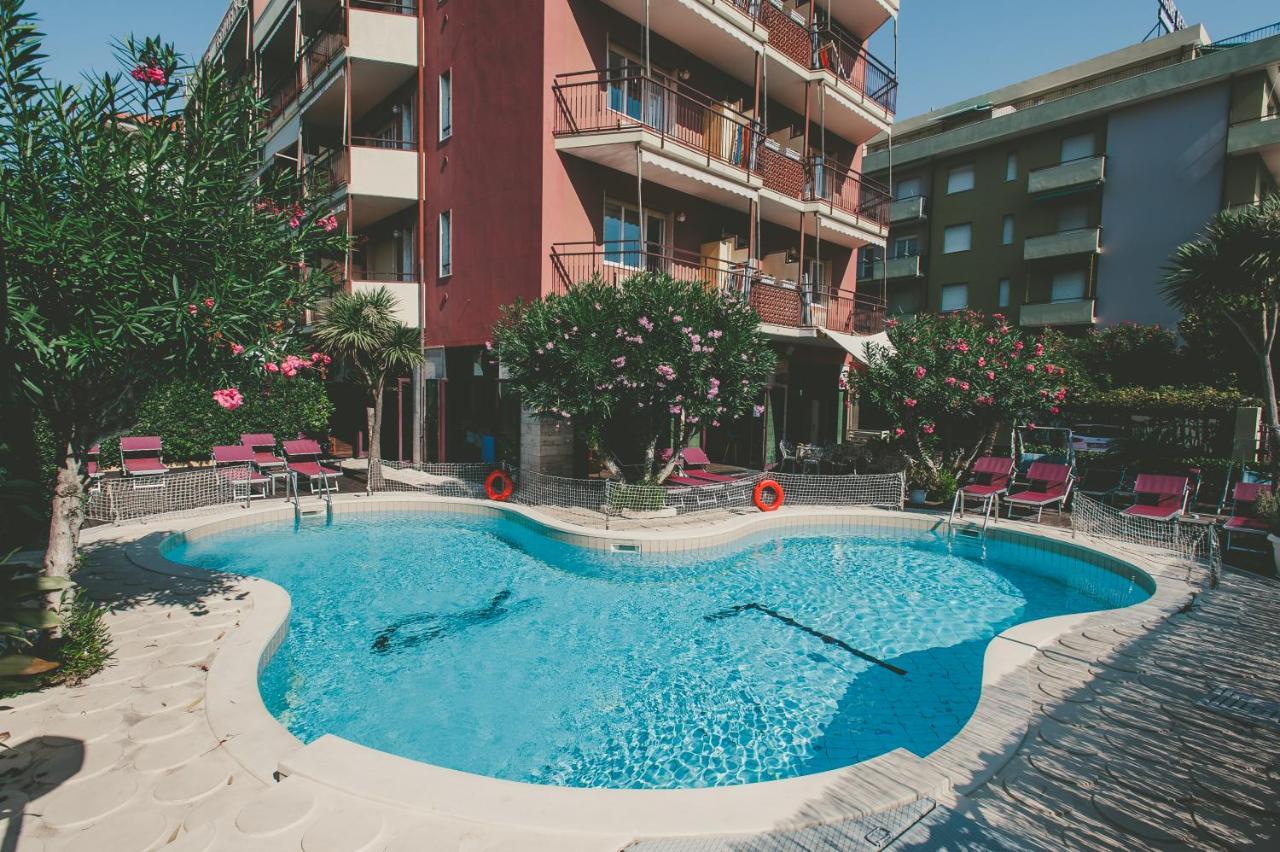 Ligure Residence Pietra Ligure Eksteriør bilde