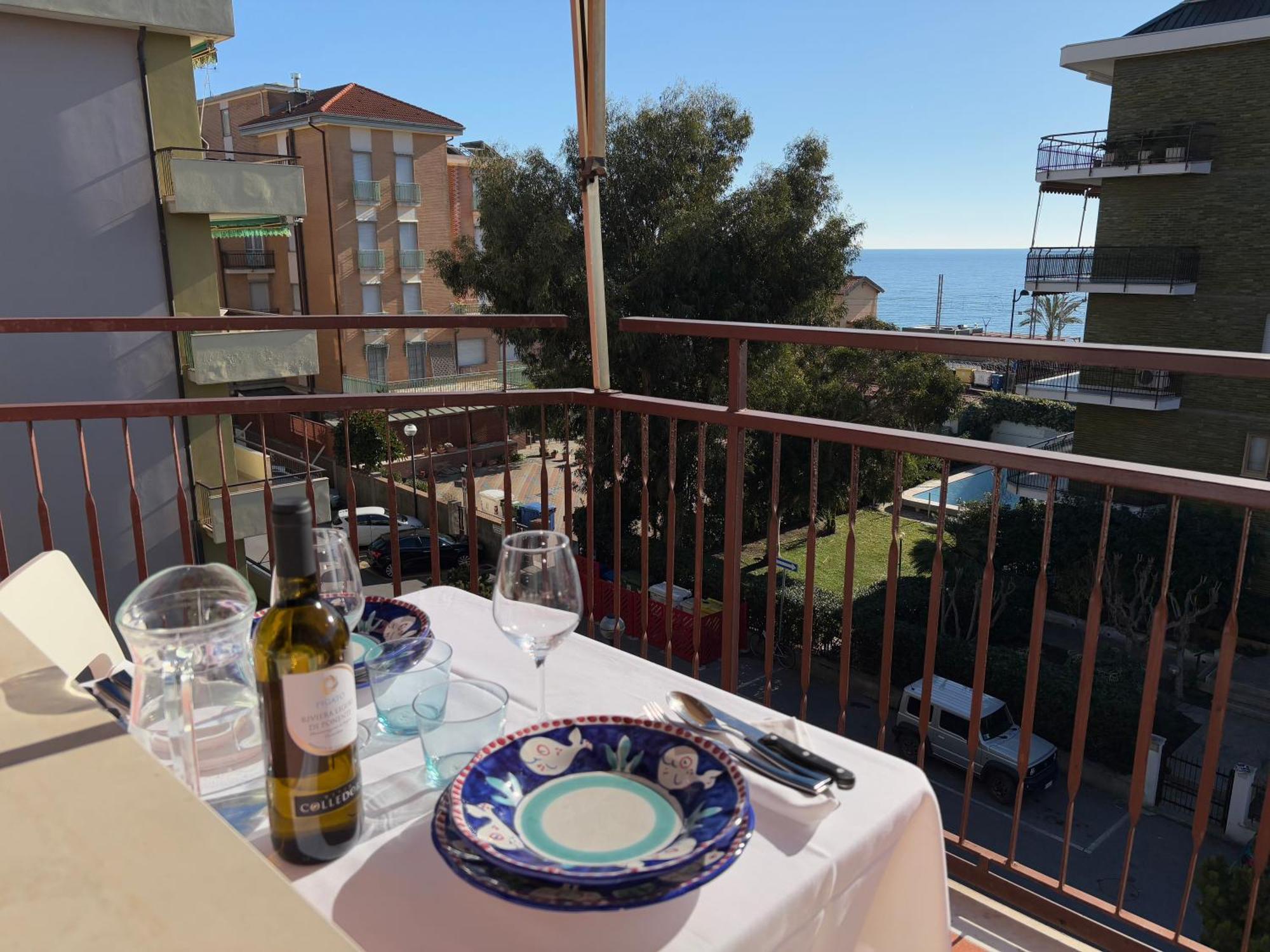 Ligure Residence Pietra Ligure Eksteriør bilde