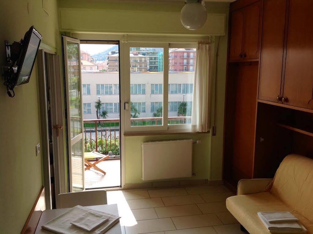 Ligure Residence Pietra Ligure Eksteriør bilde